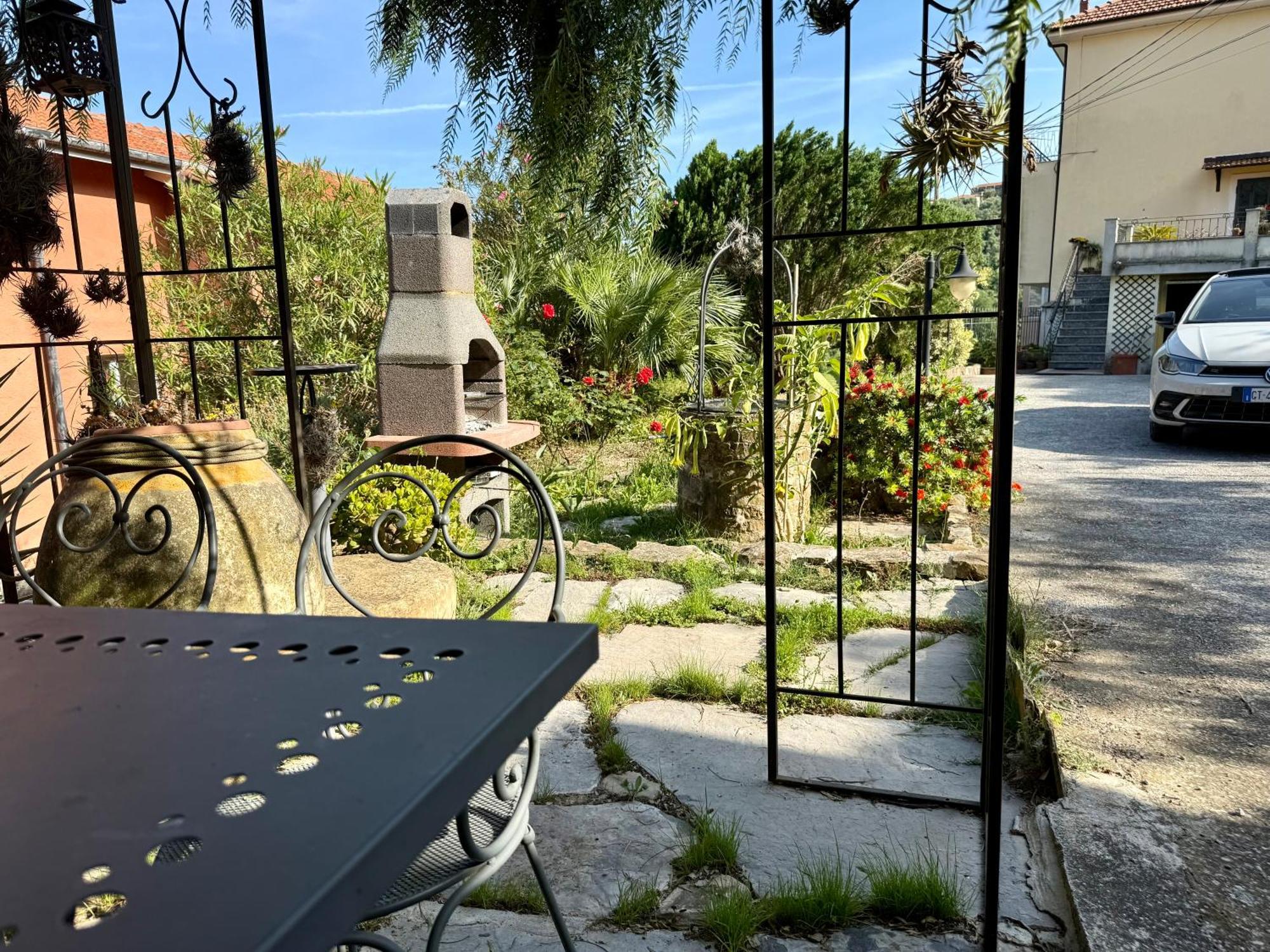Olivo Al Mare - By Host4U Lägenhet Dolcedo Exteriör bild